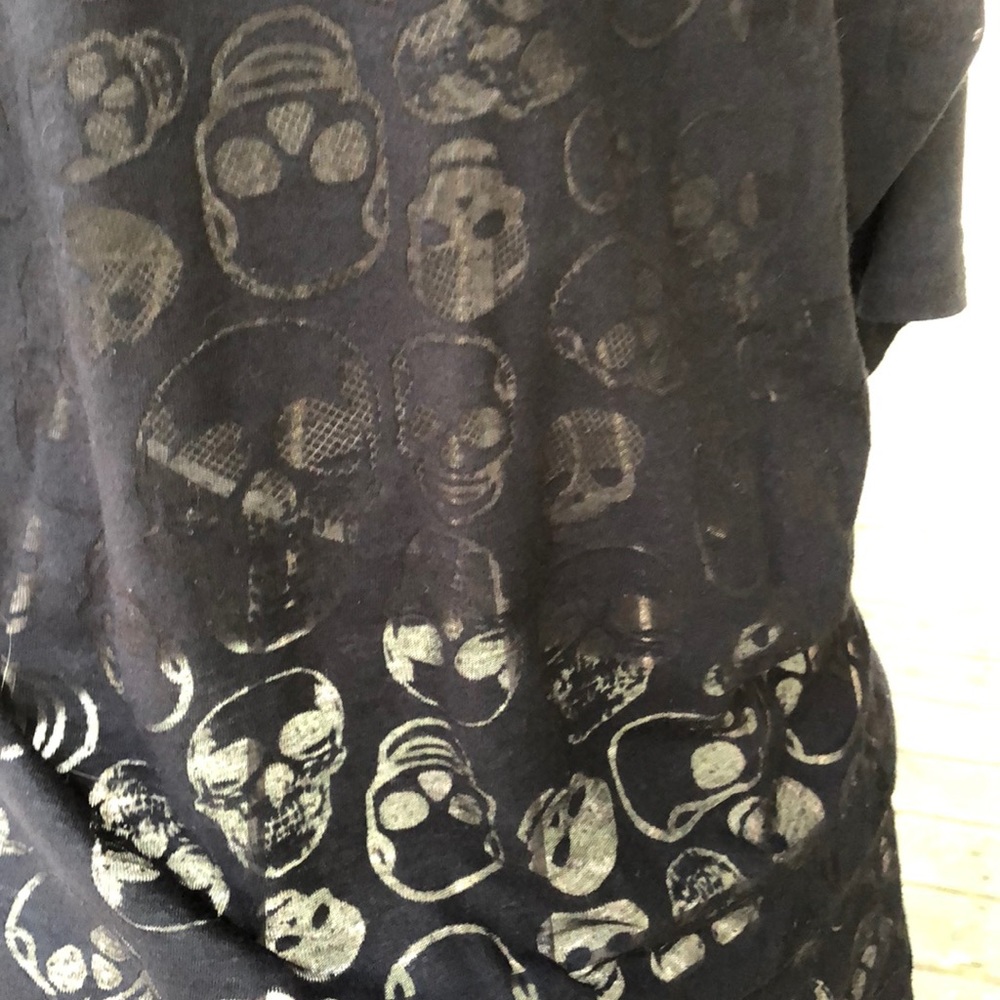 Skull tee - Picture 3 of 5